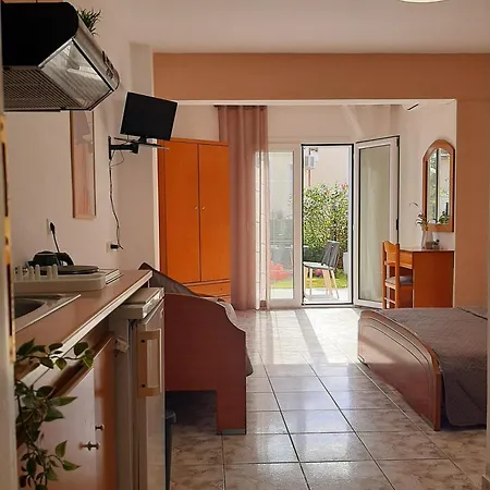 Katerina 's & Apartmán *